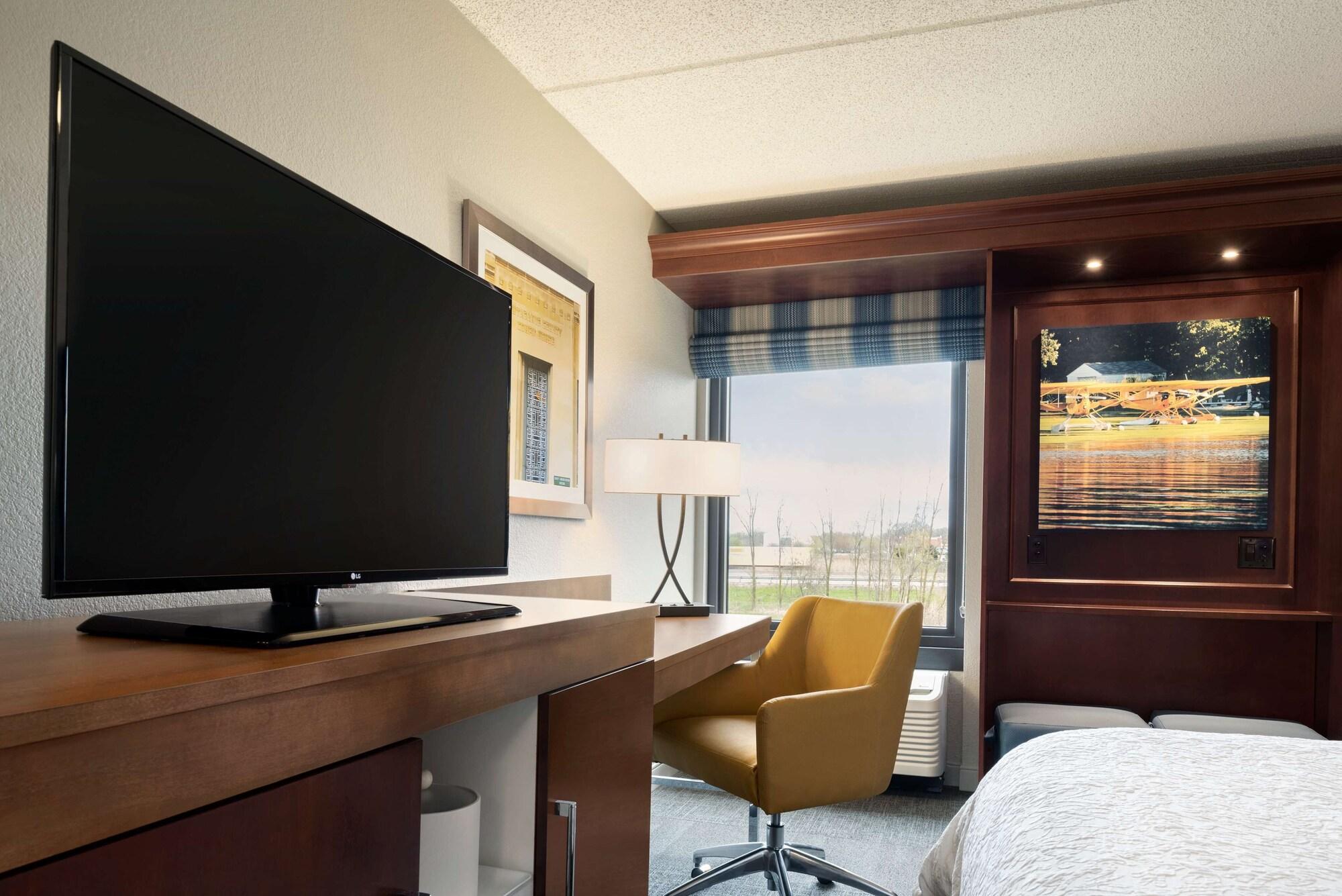 Hampton Inn Appleton-Fox River Mall Area Exteriér fotografie